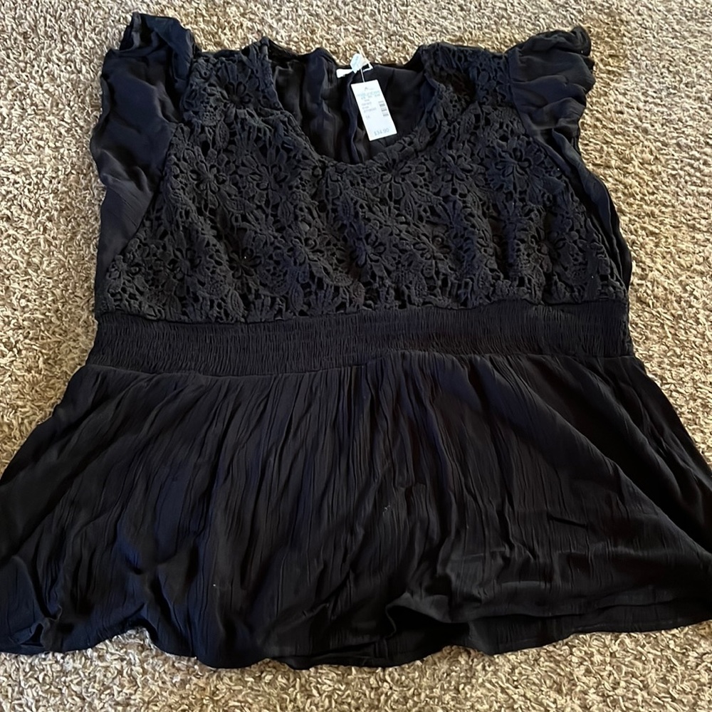 Maurice’s top